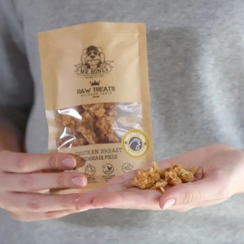 Mr Bones Raw Treats Pierś z kurczaka 45g