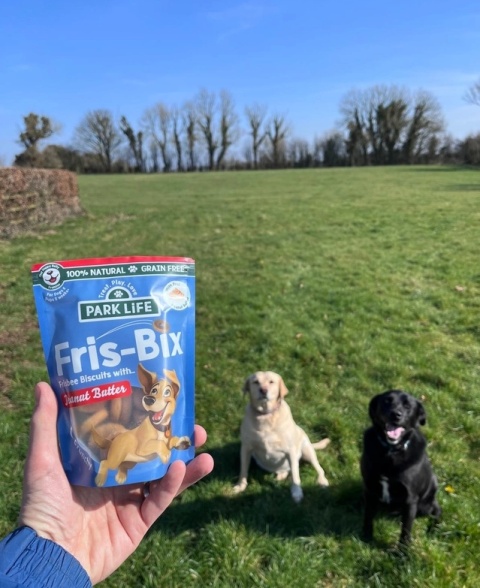 Park Life Fris Bix Frisbee Shaped Biscuits Ciasteczka z masłem orzechowym 100g