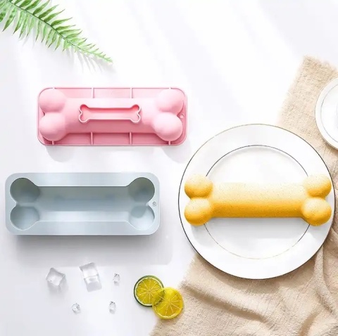 Doggotique Foremka na psie ciasto Kość