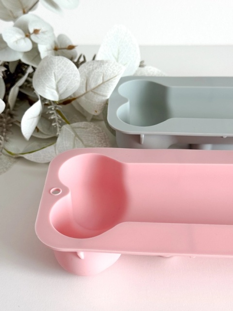 Doggotique Foremka na psie ciasto Kość